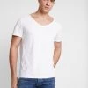 Qualité Garantie Pier One T-shirt basique t-shirts col en v profond homme -magasin Pier One 0468aac711e94453bb4d66ecbe8ae959