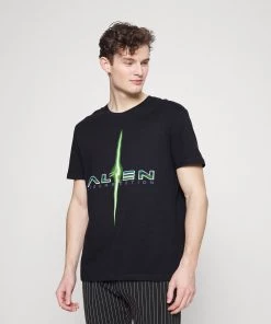 Pier One Un Tarif Préférentiel T-shirt imprimé t-shirts & polos col rond homme