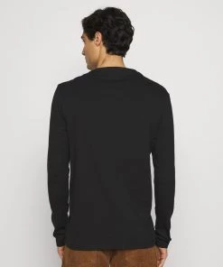 Pier One Bas Prix T-shirt à manches longues t-shirts col rond homme -magasin Pier One 0a3681249dd5484dba9cb636db74c71d