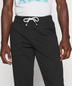 Pier One Meilleur Prix Garanti 3 PACK - Pantalon de survêtement pantalons normale homme 15 Pier One Meilleur Prix Garanti 3 PACK - Pantalon de survêtement pantalons normale homme -magasin Pier One 0c1b615301bf4030a2841c02ed19e229