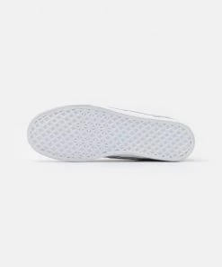 Prix Dégriffé Pier One UNISEX - Baskets basses sneakers rond -magasin Pier One 1040275edb3b4db6bb962d92def11a2b