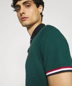 Pier One Haute Qualité Polo t-shirts col polo homme -magasin Pier One 11018564a14a436a926dde0e48b79e49