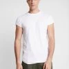 Prix Jamais Vus Pier One T-shirt basique t-shirts col rond homme 2 Prix Jamais Vus Pier One T-shirt basique t-shirts col rond homme -magasin Pier One 1146b815100c4e49b95932a89a545329