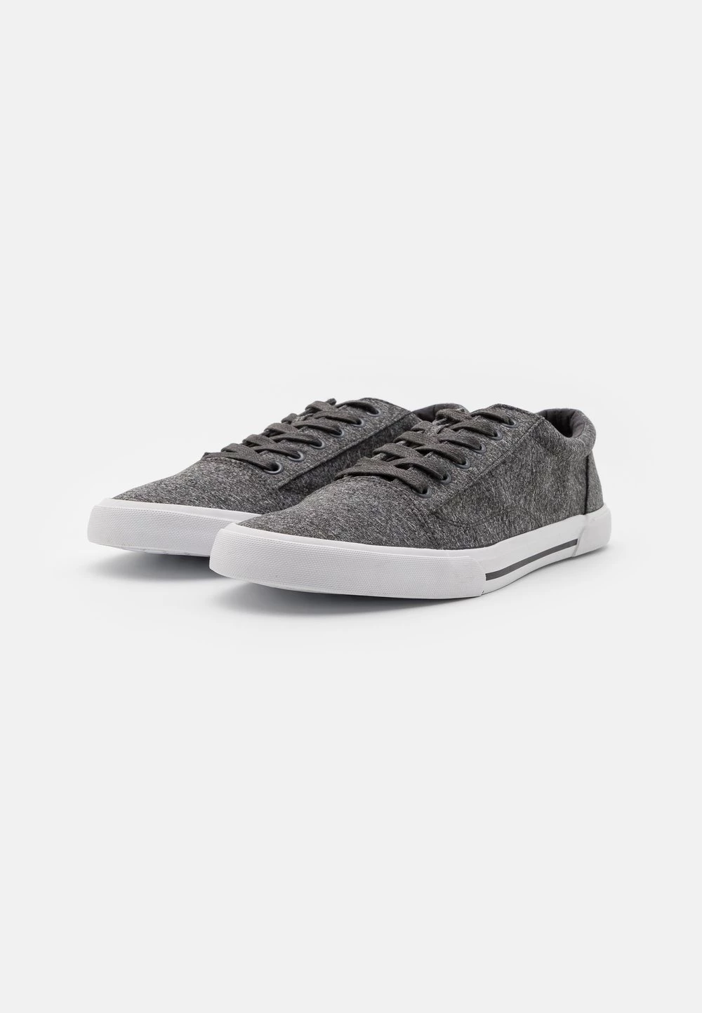 Pier One Prix Incroyables Baskets basses sneakers rond unisex 4 Pier One Prix Incroyables Baskets basses sneakers rond unisex – Image 2