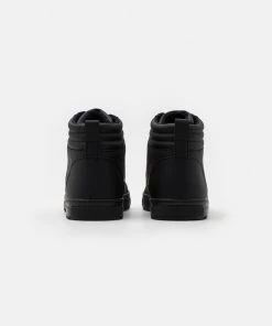 Pier One Baskets montantes Prix Jamais Vus baskets & sneakers rond homme -magasin Pier One 130125e6dc26413fb756e6d621e5c981