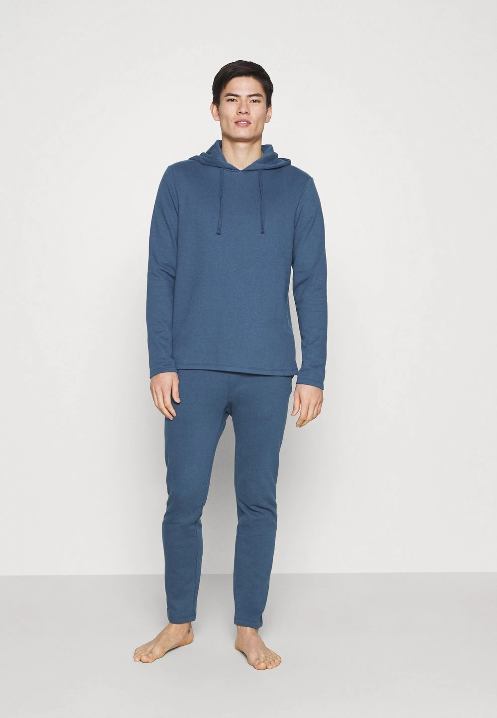 Pier One LOUNGE SWEATSHIRT - Haut de pyjama Prix Ourlé pyjamas capuche homme 4 Pier One LOUNGE SWEATSHIRT - Haut de pyjama Prix Ourlé pyjamas capuche homme – Image 2