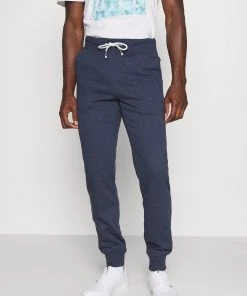 Pier One Meilleur Prix Garanti 3 PACK - Pantalon de survêtement pantalons normale homme 13 Pier One Meilleur Prix Garanti 3 PACK - Pantalon de survêtement pantalons normale homme -magasin Pier One 1380a3a400c6490591883e6680691e6c