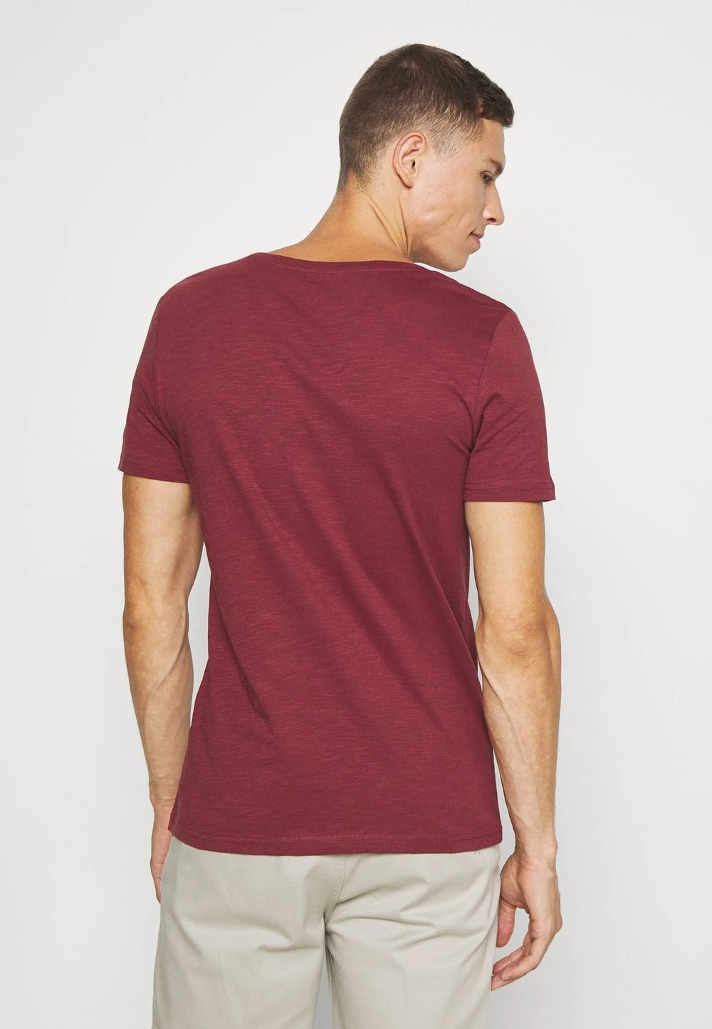 Pier One Prix De Lancement T-shirt basique t-shirts encolure large ronde homme 5 Pier One Prix De Lancement T-shirt basique t-shirts encolure large ronde homme – Image 3