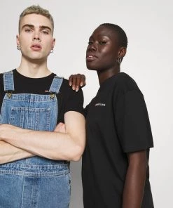 Pier One Prix Avantageux PRIDE - T-shirt imprimé t-shirts col rond homme -magasin Pier One 1640aa61bd8c4499860b5bde3fd5baa8