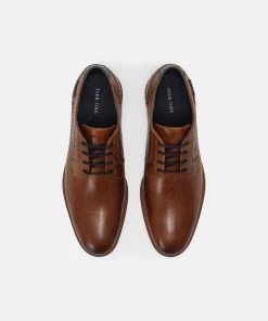 Prix Acceptable Pier One Derbies derbies et richelieus rond homme -magasin Pier One 16c5df3fccc1494aa4e3b91b57d7d583