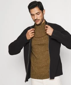 Pier One Prix Équitable Pullover pulls et gilets col officier homme 13 Pier One Prix Équitable Pullover pulls et gilets col officier homme -magasin Pier One 181bd27655a748e091e064b4c356b01e