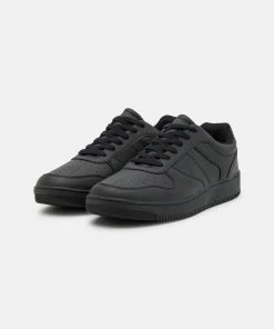 Prix Dynamité Pier One Baskets basses baskets & sneakers rond homme -magasin Pier One 198ec893595f4b02a74ac6b0036bdfda