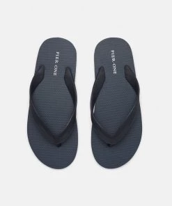 Pier One En promotion 2 PACK - Tongs sandales et tongs ouvert homme 12 Pier One En promotion 2 PACK - Tongs sandales et tongs ouvert homme -magasin Pier One 19c488302d0b4ee5934c4f788f64b64a