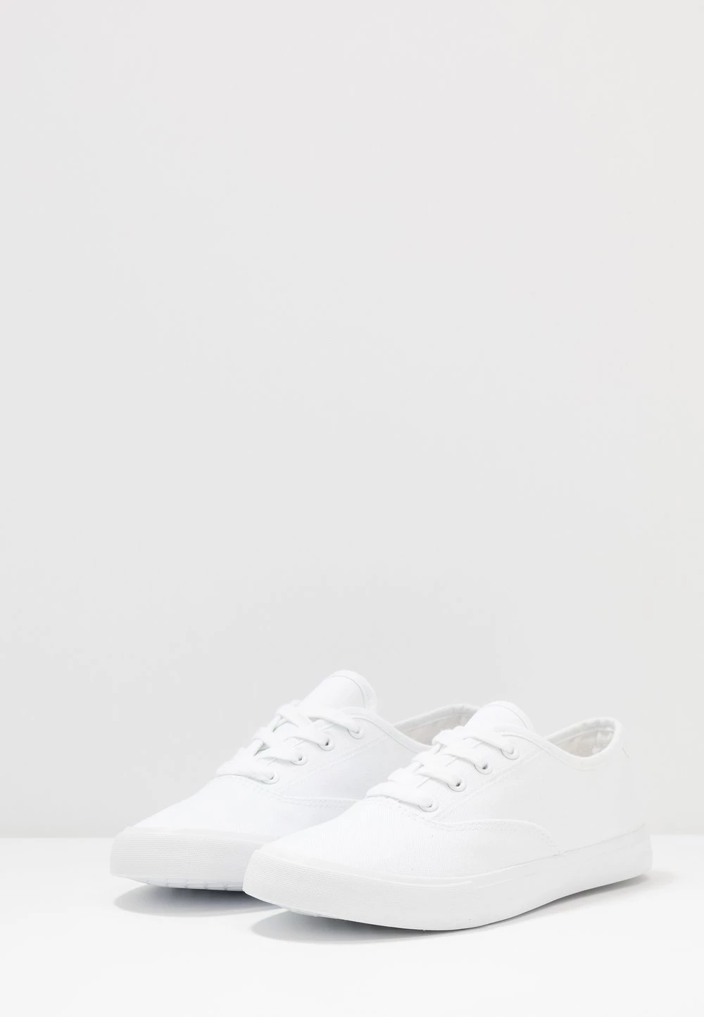 Remise En Ligne Pier One UNISEX - Baskets basses baskets & sneakers rond 5 Remise En Ligne Pier One UNISEX - Baskets basses baskets & sneakers rond – Image 3