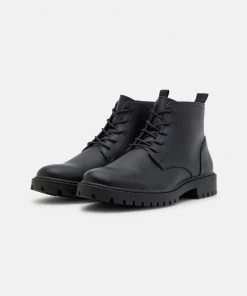 Pier One Réduction Bottines à lacets bottes rond homme -magasin Pier One 1a579a2210ea4a6fa944fd45dbae8e50