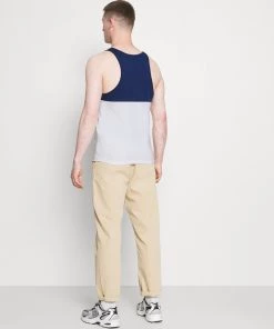 Pier One Débardeur Prix Incroyables t-shirts encolure large ronde homme 12 Pier One Débardeur Prix Incroyables t-shirts encolure large ronde homme -magasin Pier One 1cc782814dd440d6992953825d665d95