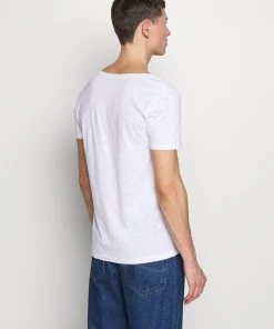 Plus Bas Prix De Vente Pier One T-shirt basique t-shirts encolure large ronde homme -magasin Pier One 1d9ea65763c74680b71aa65cef1d7b93
