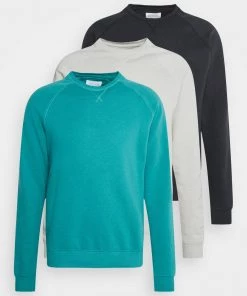 Pier One Prix Aimable 3 PACK - Sweatshirt pulls et gilets col rond homme -magasin Pier One 1f07ffe254704ae487f70041d0d3853a 1