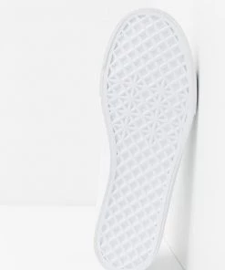 Pier One Prix Ourlé UNISEX - Baskets basses baskets & sneakers rond 12 Pier One Prix Ourlé UNISEX - Baskets basses baskets & sneakers rond -magasin Pier One 20eb0f643e354421a6c72e17630e2e36