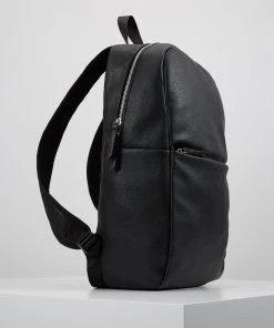 Pier One UNISEX - Sac à dos Rabais sacs poche pour pc portable 15 pouces -magasin Pier One 23c32c05ae5e4f37a2a7aff31a1fe1b9