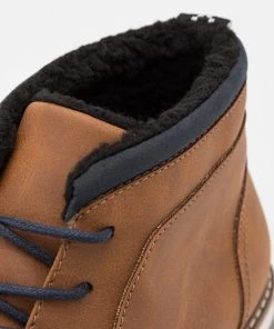 Pier One 50% Off De Vente Chaussures à lacets derbies, richelieus & chaussures bateau rond homme -magasin Pier One 27261ab2251b44c58fce994e7e4f72c4