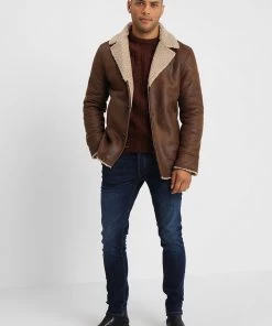 magasin Pier One -magasin Pier One 281a204855bc4664bce1203f76ccae09