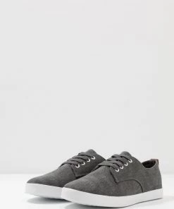 Pier One Prix Aimable UNISEX - Baskets basses baskets & sneakers rond homme -magasin Pier One 2baa687dfa2b4c0fabb4774f01cf9b35