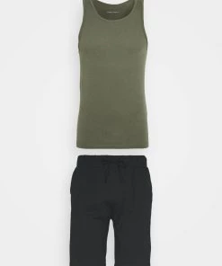 Pier One Pyjama Vendre-Réclame pyjamas normale homme -magasin Pier One 2bb2ea0bf9db489fb4141c3407e13223 1