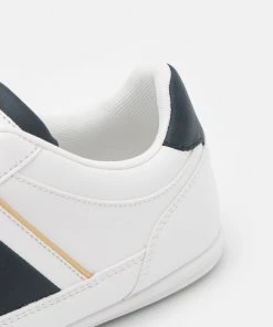 Pier One Se Vend Bas Prix Baskets basses sneakers rond homme -magasin Pier One 2d40e04f000c4425a6ba2fba531dff57