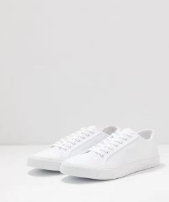 Prix Jamais Vus Pier One UNISEX - Baskets basses baskets & sneakers rond homme 10 Prix Jamais Vus Pier One UNISEX - Baskets basses baskets & sneakers rond homme -magasin Pier One 2e81724fd8724da6b9ff563393af32ef