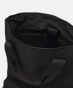 Prix Dégriffé Pier One UNISEX - Sac à dos sacs et bagages compartiment pour pc portable -magasin Pier One 2f78e7af13e64e3c807aa159483a8200