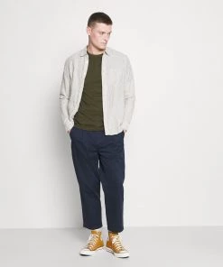 Pier One 2 PACK - T-shirt imprimé Prix Réduit t-shirts col rond homme