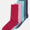 Pier One 5 PACK - Chaussettes Qualité Fiable sous-vêtements couleur unie homme -magasin Pier One 32ac8430eae742798a2c350a94543150