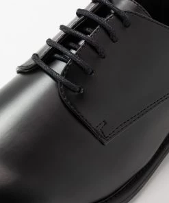 Prix Dégriffé Pier One Derbies & Richelieus chaussures de ville rond homme -magasin Pier One 34978d317c85422094e6333017ebed87