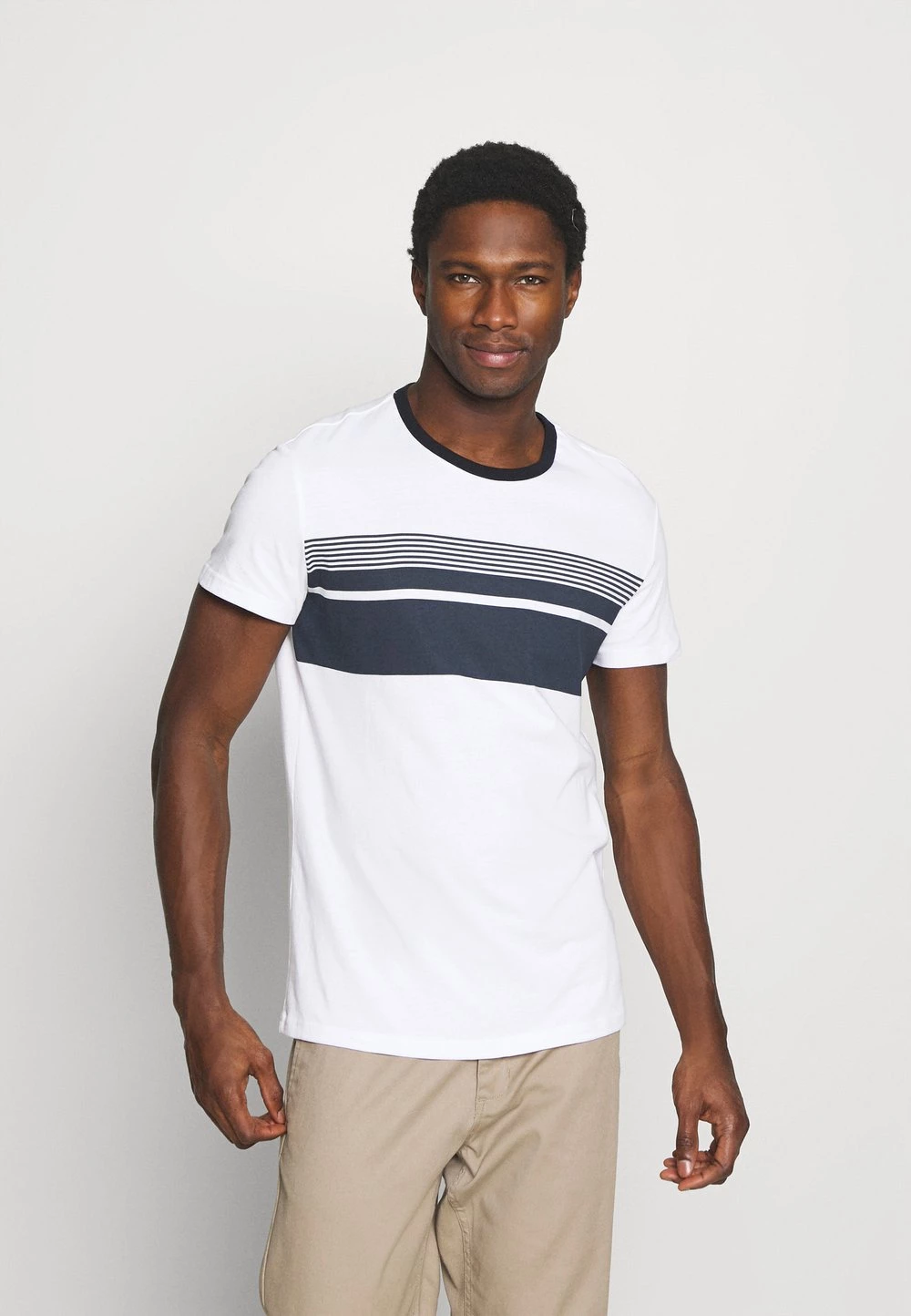 Pier One Qualité garantie 100% T-shirt imprimé t-shirts col rond homme 3 Pier One Qualité garantie 100% T-shirt imprimé t-shirts col rond homme