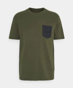 Pier One T-shirt imprimé Soldes t-shirts col rond homme -magasin Pier One 37b5e2144c7540ad86a77bd1735d17e8 2