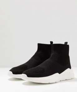 Pier One Baskets montantes Discount En Ligne baskets & sneakers rond homme -magasin Pier One 387019db00e44c78b8353008c2314424