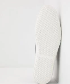 Prix Avantageux Pier One UNISEX - Baskets basses sneakers rond -magasin Pier One 3a02672da68e4a298a55a89d393109a9