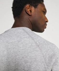 Pier One Prix Affortable 3 PACK - Sweatshirt sweats & hoodies col rond homme -magasin Pier One 3f826ffba33f448aa8aacde667ba354b