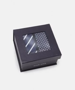 En Remise Pier One 2 PACK - Cravate cravates et nœuds papillon rayures homme -magasin Pier One 403ffb8ea8284f848ca734c124154a7b