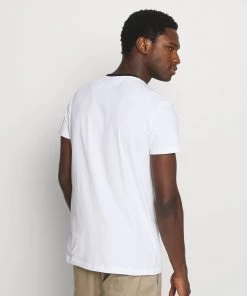 Pier One Qualité garantie 100% T-shirt imprimé t-shirts col rond homme 10 Pier One Qualité garantie 100% T-shirt imprimé t-shirts col rond homme -magasin Pier One 41911ddbd2d24bdf9d81aa72acd78f70