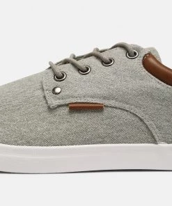 Pier One Soldes Baskets basses sneakers rond unisex -magasin Pier One 444b1bbdc0d845ffbfc869b4d05e4d6a