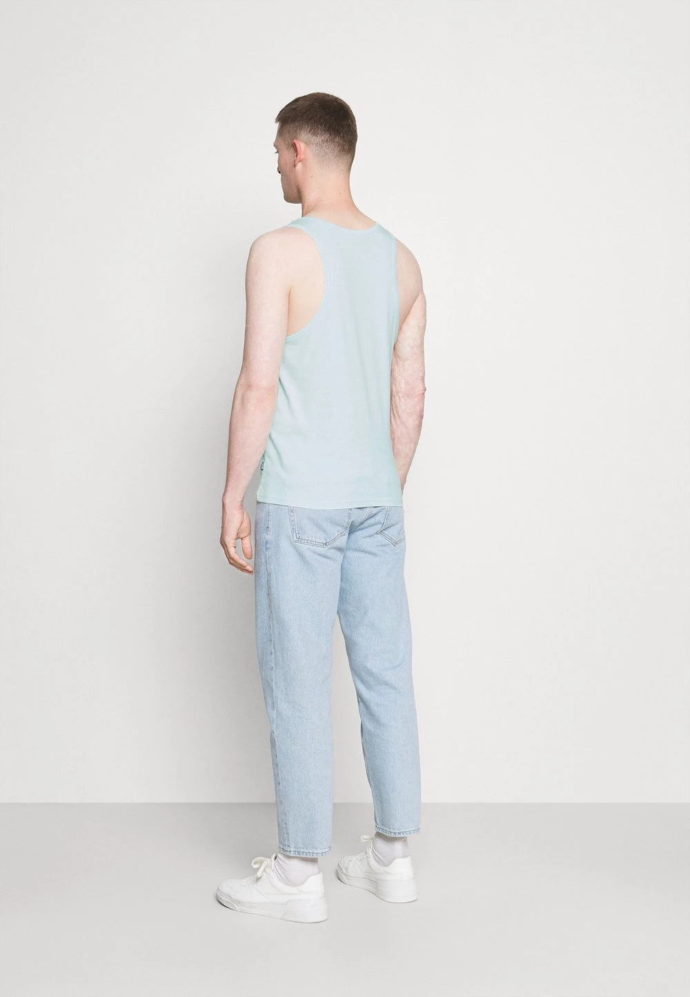 Pier One Bon Rapport Coût-Efficacité Débardeur t-shirts col rond homme 5 Pier One Bon Rapport Coût-Efficacité Débardeur t-shirts col rond homme – Image 3