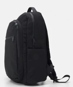 Prix Aimable Pier One UNISEX - Sac à dos sacs compartiment pour pc portable -magasin Pier One 4806e57c22994363b5f9ee2f137f5e0c