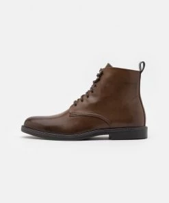 Pier One Bottines à lacets Prix Discount bottes rond homme -magasin Pier One 4a8f5dff3882474681fa22b2d0e9d099 1