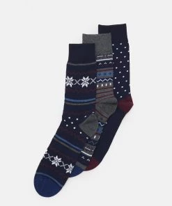 Pier One Meilleur Prix Garanti XMAS GIFT BOX 3 PACK - Chaussettes sous-vêtements & chaussettes chiné homme -magasin Pier One 4b003b6a35d54c5a8ccbe64dfcd1399f