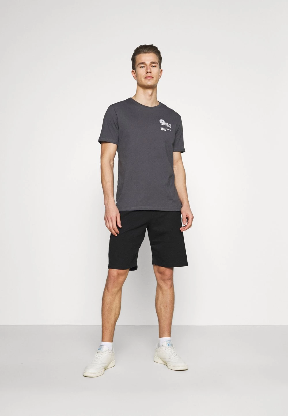 Pier One Prix Réduit T-shirt imprimé t-shirts col rond homme 4 Pier One Prix Réduit T-shirt imprimé t-shirts col rond homme – Image 2