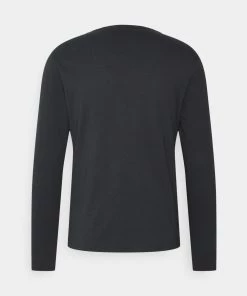 Pier One Qualité Excellente Pyjama pyjamas haute homme -magasin Pier One 4d318b4a619444d69612b3ab630a1606