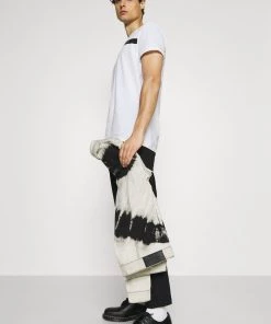 Pier One Prix Incroyables T-shirt imprimé t-shirts col rond homme 16 Pier One Prix Incroyables T-shirt imprimé t-shirts col rond homme -magasin Pier One 4d5f7bd3ca584e12abfd3ae035b103df