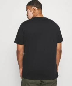 Prix Accessible Pier One 5 PACK - T-shirt basique t-shirts col rond homme -magasin Pier One 4e16f3334138431ea41b293b3c3aa654